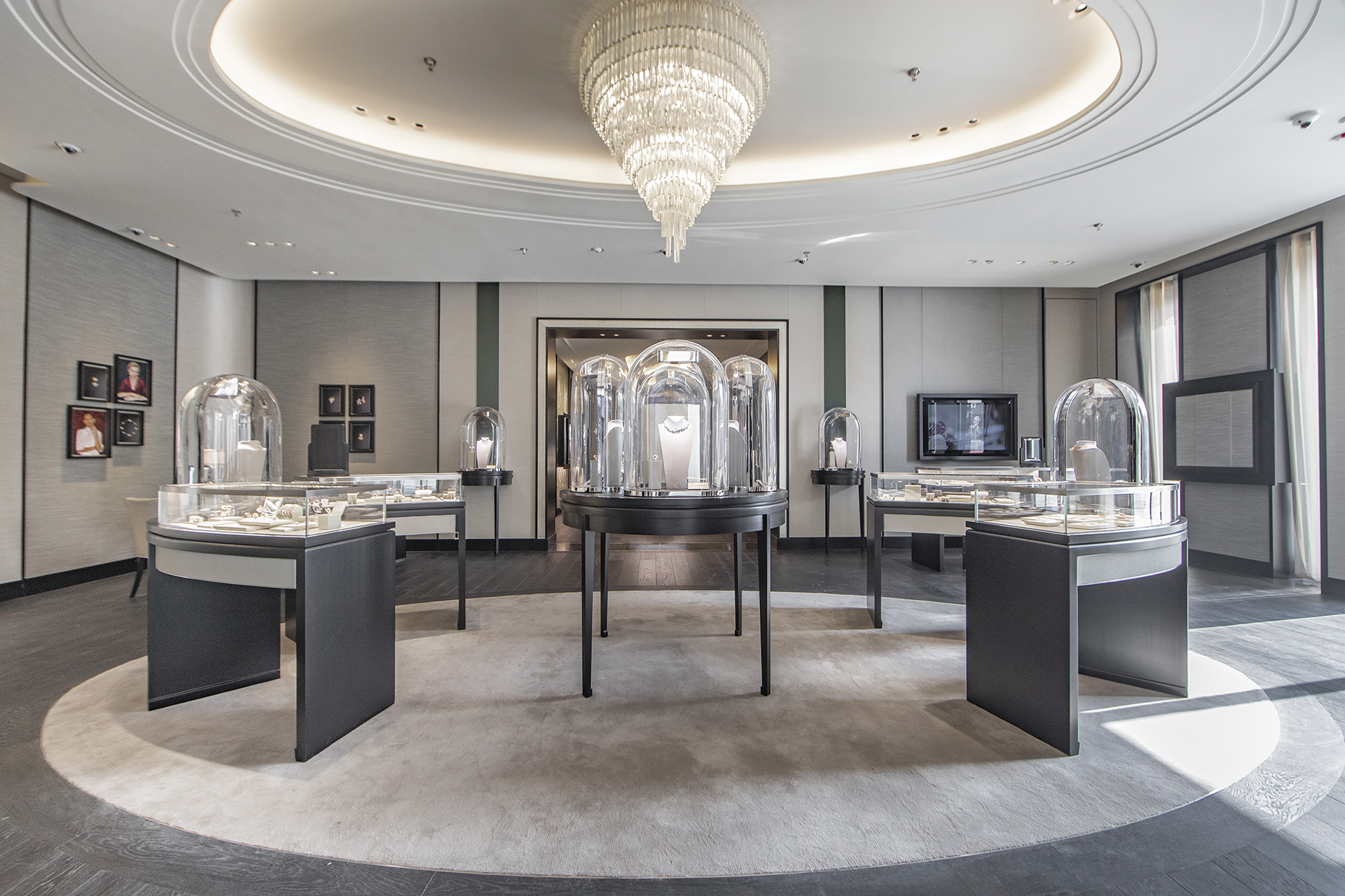 北京崇文门新世界萧邦专卖店售后维修保养服务中心